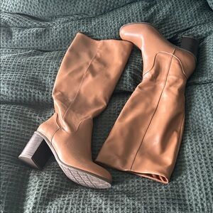 Women's Tan Mid-Calf Block Heel Boots